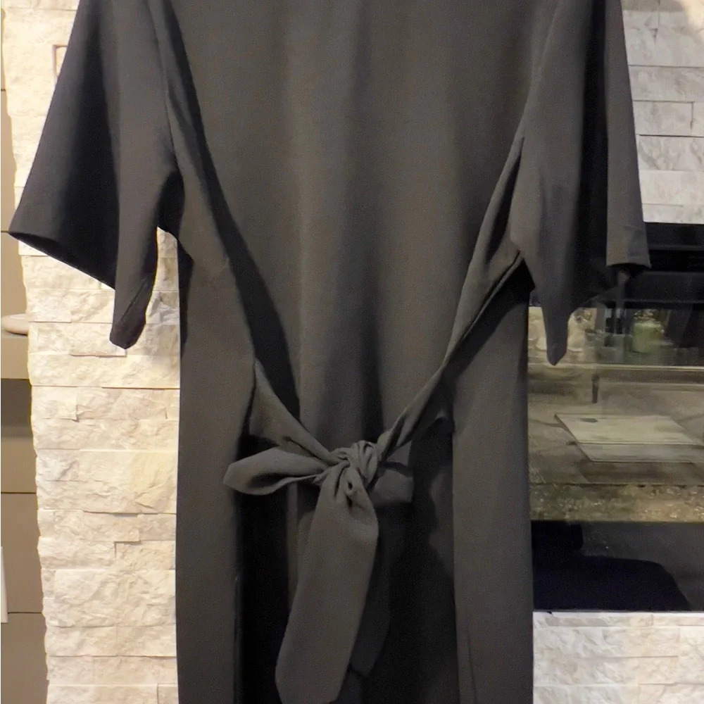 Chelsea28 Size XXL Black Dress with tie in the front, preowned
